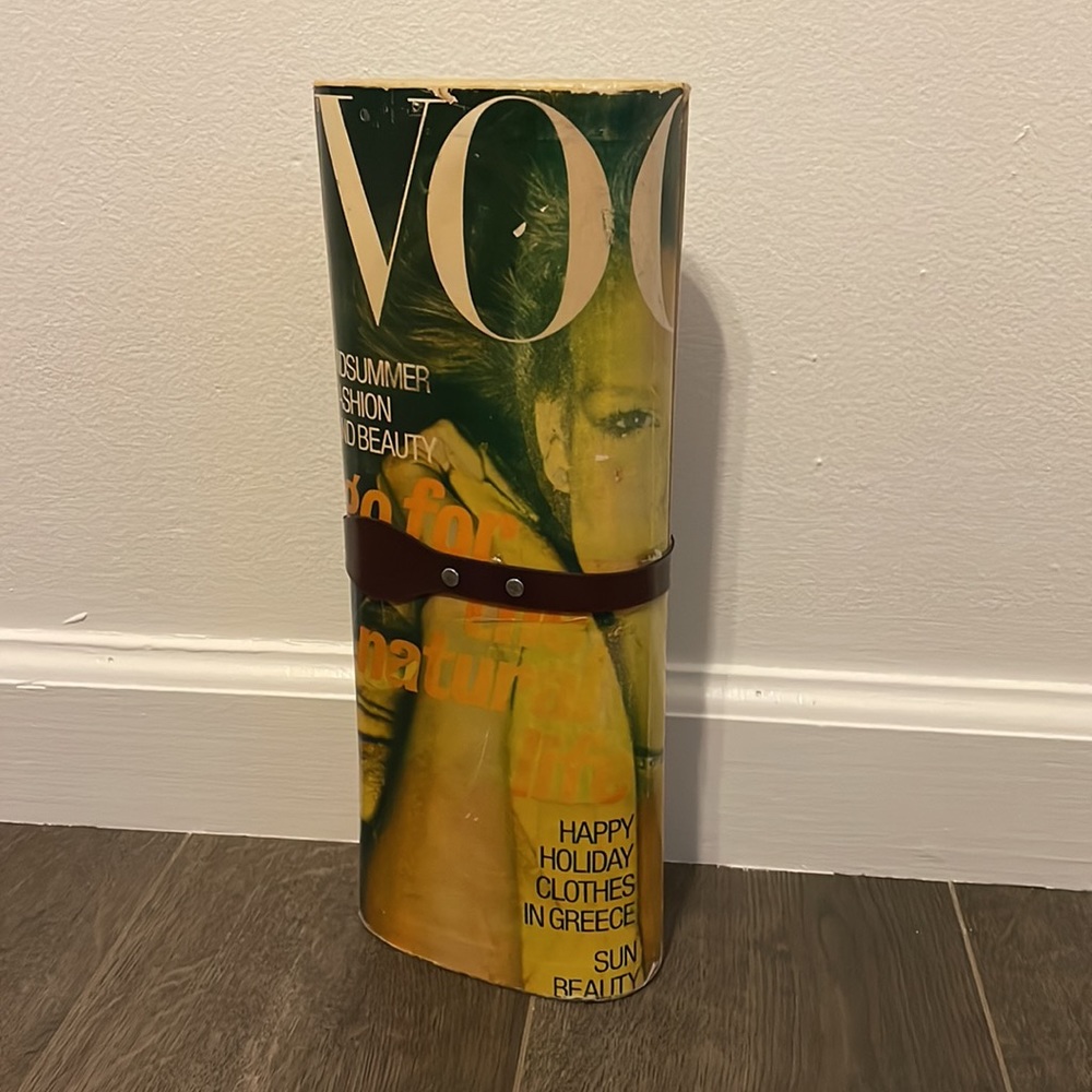 Vintage Mister Ernest button VOGUE magazine cutch
